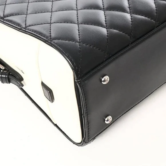 Charles Jourdan Paris Quilted Leather Two-Tone Satchel – NWOT w/ Dust Bag - Picture 3 of 14